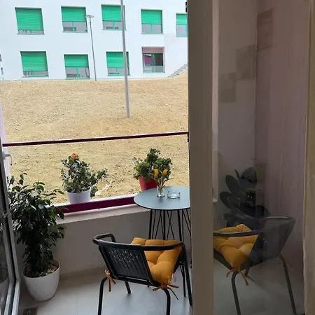 Hello Sunshine * Tirana